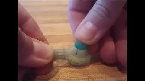 The easiest way to fix or repair your Saturn SL2 shift lever! Kit includes replacement bushing.