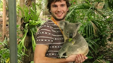 The French Pigs - Japan, Indonesia, Australia 2013 (Tour Video)