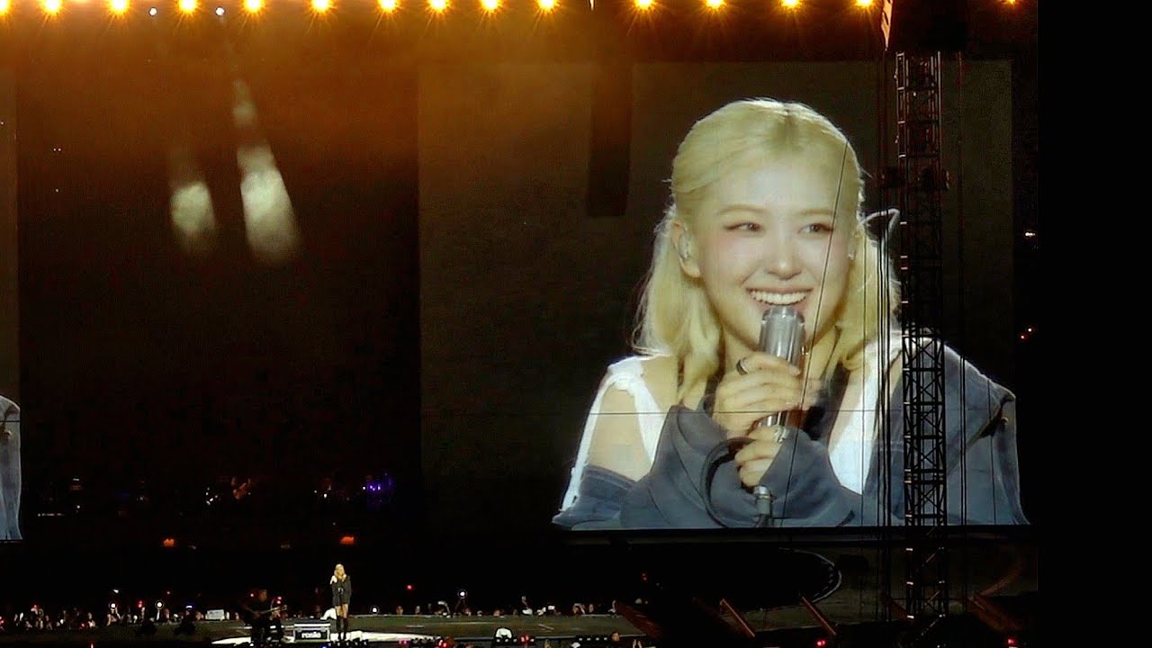 BLACKPINK -  ROSÉ SOLO STAGE - DAY 2 TORONTO, ROGERS STADIUM - JULY 23 2025