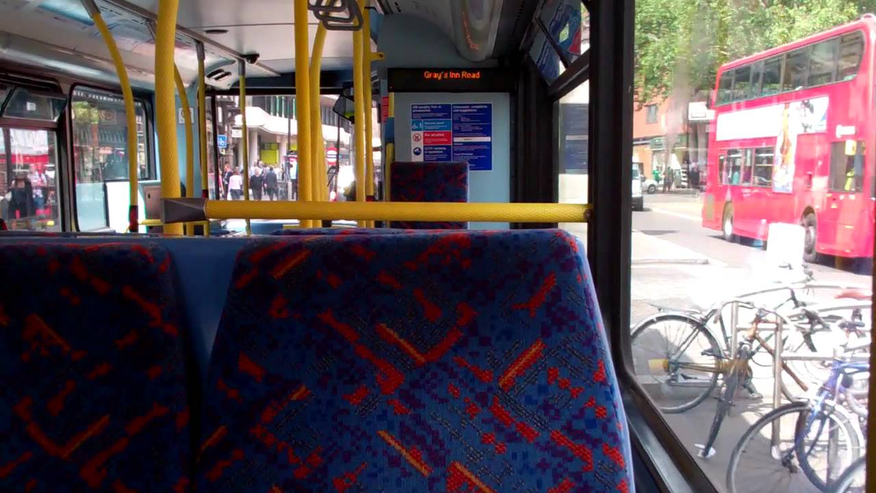 Metroline Route 17 VPL152 X652LLX Plaxton President Volvo B7TL Holloway (HT)