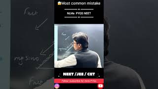 😱 Newton’s Laws of Motion Question | Inclined Plane Friction Question | NEET PYQ 🚨 #neetphysics