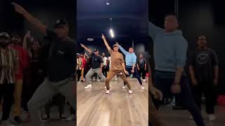 Strangers Try Anita Envolver Dance Choreography