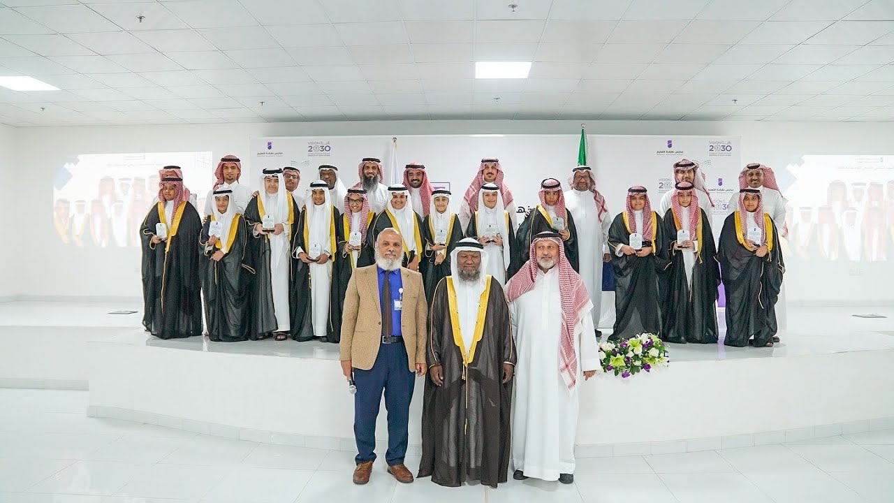 تخرج طلاب مدارس نهضة التعليم للمراحل الابتدائية والمتوسطة والثانوية للعام 1446هـ - 2025