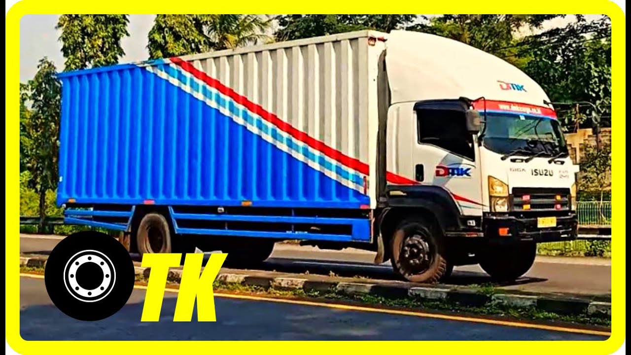 Big Truck and The Morning Rush | WOT - TRUCK SPOTTING | East Java, Indonesia
