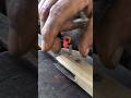Memasang baut pada pisau deres #blacksmith #medievalblacksmith #wood #kerajinantangan #woodworking