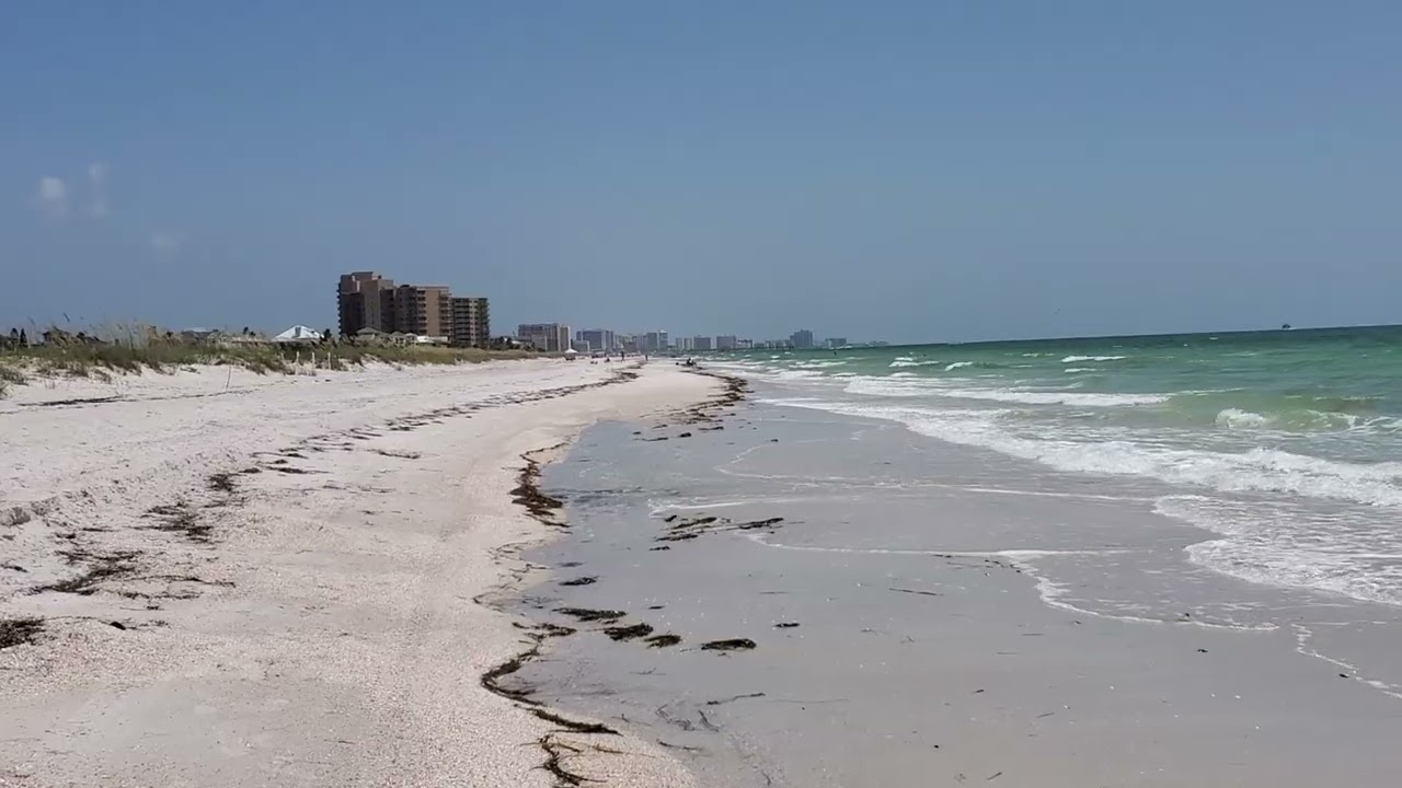 Carlouel Yacht Club beach