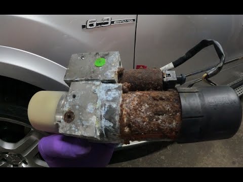 2007 Mercedes Benz ML63 AMG Tailgate (Trunk) Pump Replacement ( Resolving Issues )