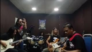 Menara-Cempaka hati (jamming session)