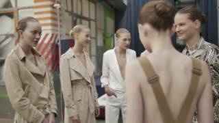 Vanessa Beecroft sul Backstage della campagna Sisley SS17