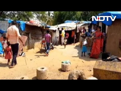 No Social Distancing In Bengaluru's Urban Slums