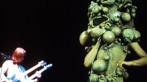 GENESIS - The Colony of Slippermen (live in Los Angeles, 24/01/1975)