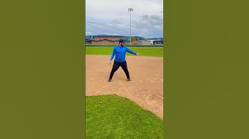 Base Running - 2nd Base Primary Lead - Less than 2 outs