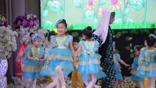 BOG'IMDA GULLAR CHAMAN | БОҒИМДА ГУЛЛАР ЧАМАН 😍 #children #girl #video