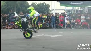 Video tik tok freestyle motor keren cocok untuk story wa