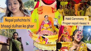 Nepal pohchte hi dulhan ke ghar🏡 | Haldi hui Proper Nepali Ritiuals ke saath🇳🇵🌼#nepaliwedding #fun