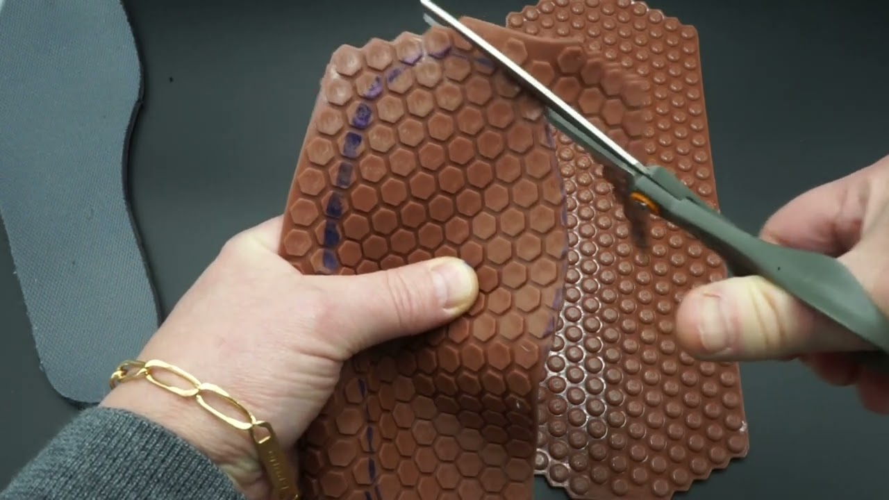 Climfeet, the 1rst heating and cooling insoles thanks to your footstep, without battery or chemicals