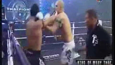 Yodsanklai Fairtex VS Sammy Sana,Thai Fight 30 Nov 2013