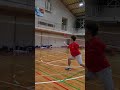 ネット前 バックハンド バドミントン