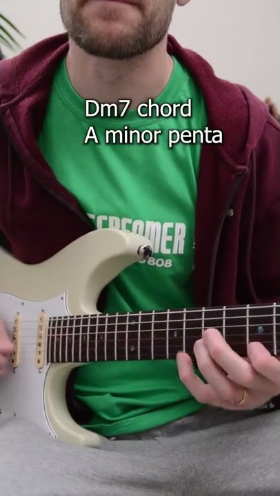 Quick lesson - How to use only pentatonics over 2-5-1 progression