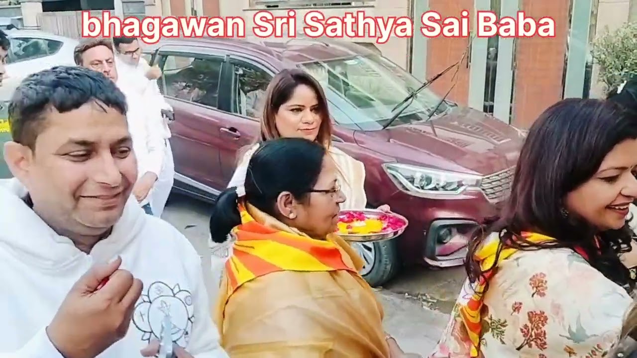 🌼 भगवान श्री सत्य साईं बाबा के दिव्य दर्शन — भक्ति का अमृत 🌼