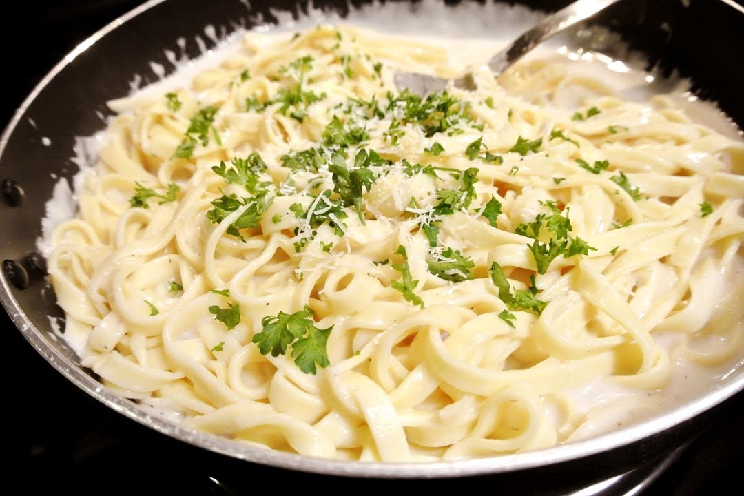 Receta Salsa Alfredo para Pasta - YouTube