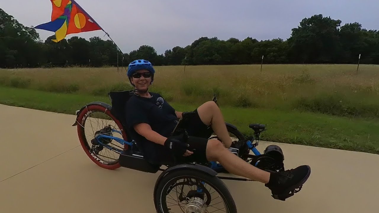 Обзор велосипедиста-лежачего велосипеда: Blaze