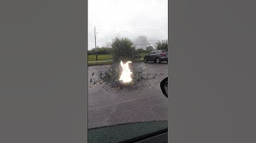 Thumbnail of lightning strike