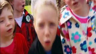 Green Balloon Club The Zoo Is Where Its At