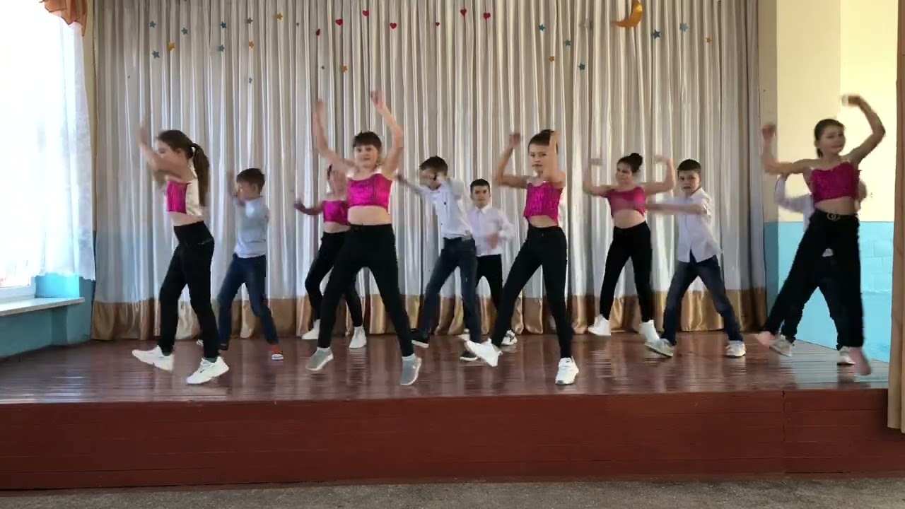 «I love dance». Колектив «Веселка». Довговойнилівський ліцей