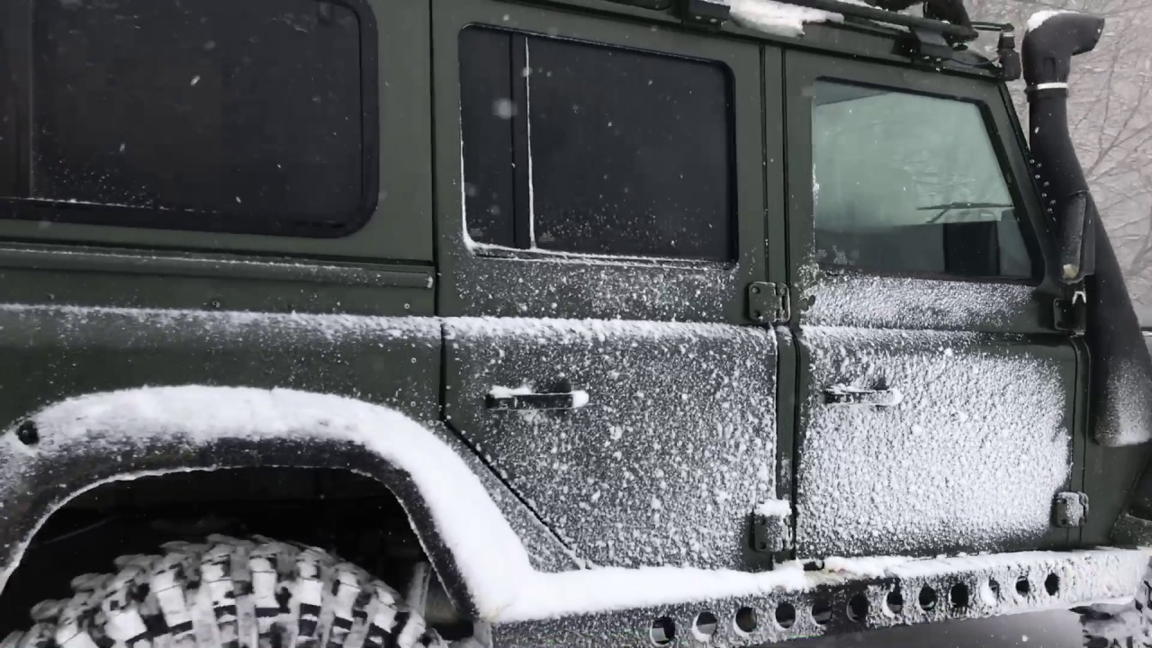 Land Rover Defender td5 maxxis trepador 37x12,5