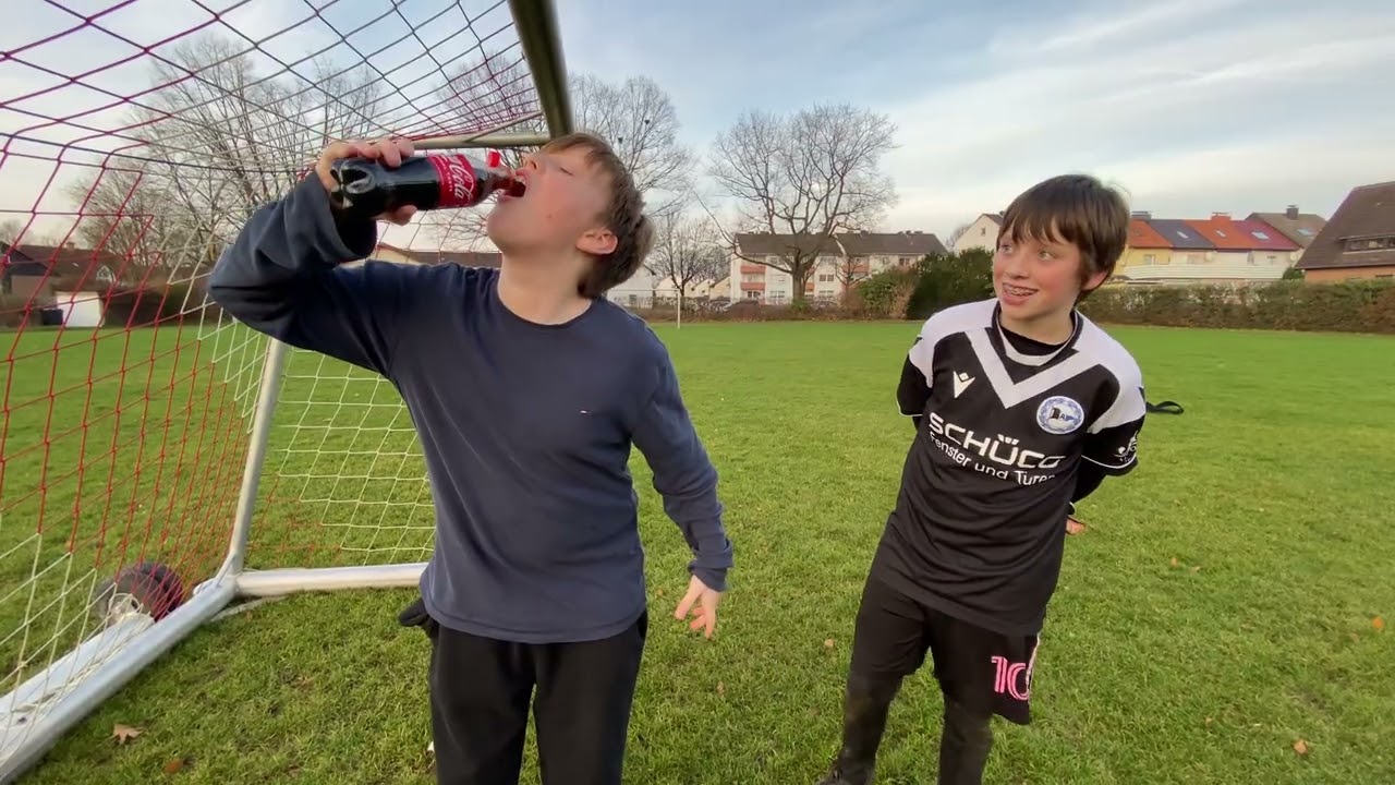 Elfmeter schießen der trifft der isst mit neuen fanboy 