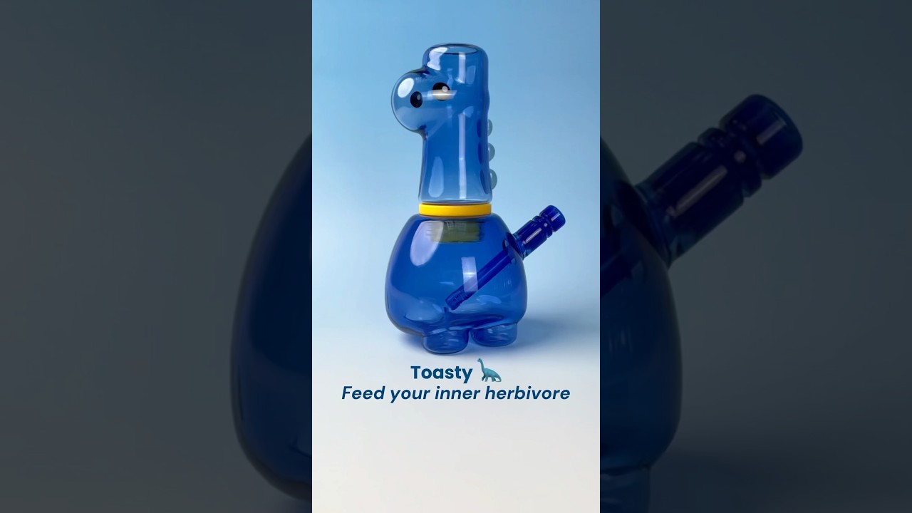 Pause the vid to meet your Tokerra twin 👀💨 - Weeday