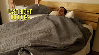 Hobo's Last Night Sleeping in a House - Live