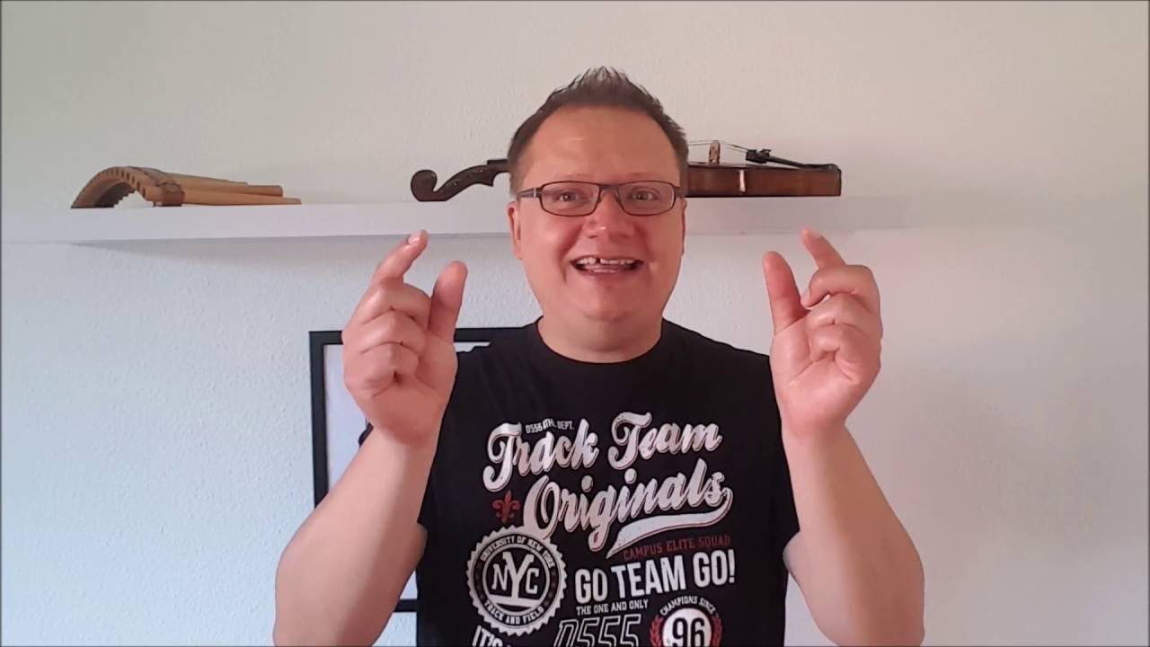 Fagtesange for de yngste - Hjulene på bussen med dyr (Cover by Claus Bo Nielsen)