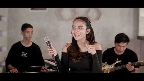 Thumbnail of Dini Kurnia - Sing Kuat (Official Music Video) || AREP TURU ILING NONG RIKO || FYP TikTok !!