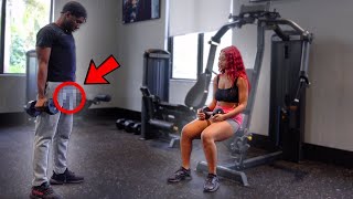 C🥒CUMBER 🥒PRANK ON MY TOXIC BESTFRIEND IN THE GYM !