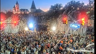 Toomer’s Corner Is PACKED! Auburn Fans Celebrate Georgia Win 🦅🏈