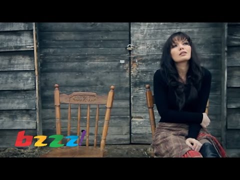 Mimoza Shkodra - Burrat nuk jane si ti (Official Video)