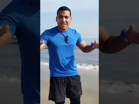 الفرق بين السباحة في البحر والسباحة في المسبح