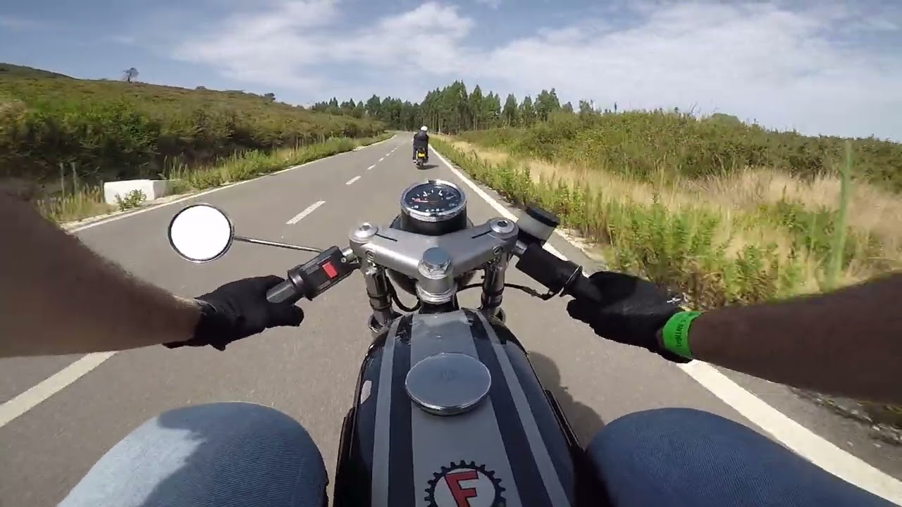 XF 17, Sachs 6V e EFS F1 Road Racing 50cc. Final de dia, subida a Serra do Socorro. PT2