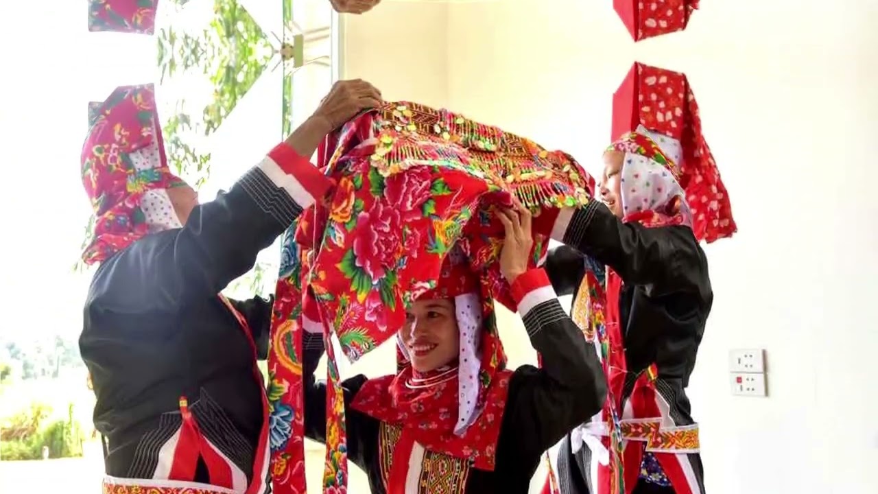 Dân Tộc Dao Thanh Phán Hát Dao Duyên Ngày Đám Cưới Cô Dâu Mặc Trang Phục | Kìm Miền Dung