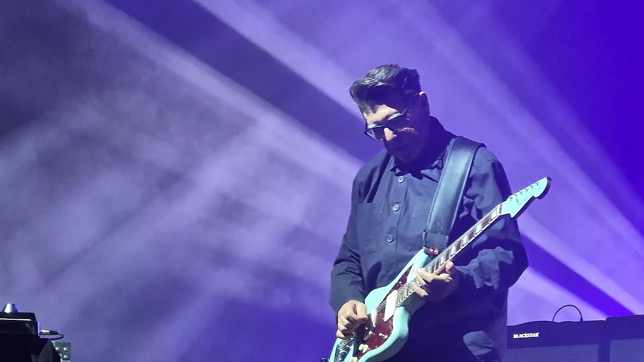 ECHO AND THE BUNNYMEN - OVER THE WALL