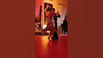 Universitango.com - Pablo & Ludmila - Tango Performance