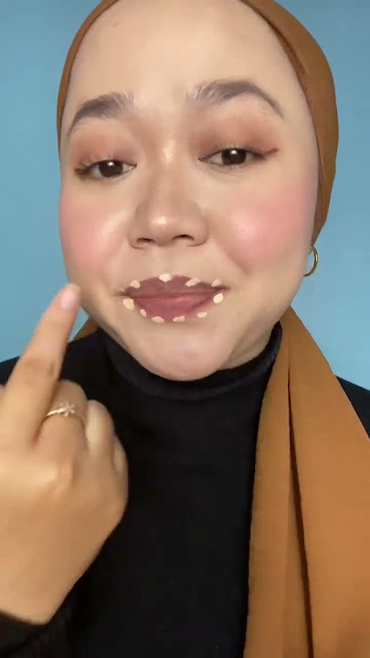 CARA PAKAI LIPSTICK YANG BENAR