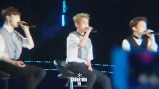 FANCAM | 150328 - XIUMIN at SPECIAL STAGE AT MUSIC BANK IN HANOI