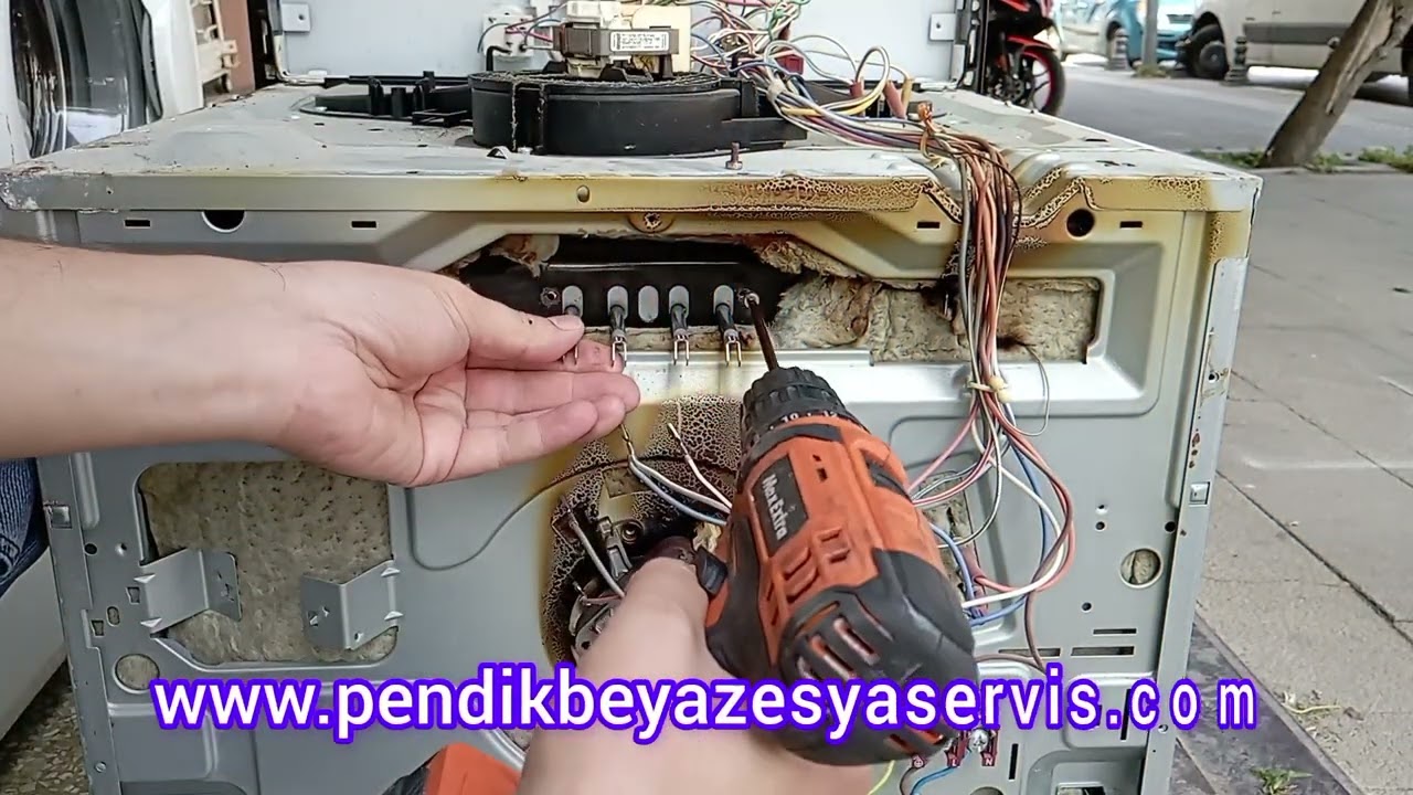 Bosch ankastre fırın üst kısım pisirmiyor şikayetleri, (rezistans değişimi)