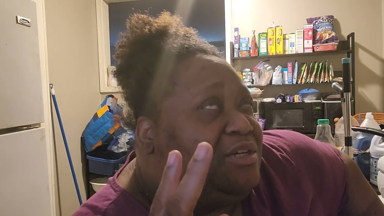 VLOGTOBER ДЕНЬ 9 // ДАВАЙТЕ ПРИГОТОВИМ САЛАТ ТАКО 🌮🥗