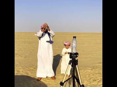 تحدي الرماية بين القبائل السعودية فتح غطاء قروره بالمسدس