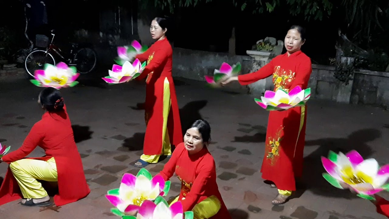 Mừng thọ mừng xuân. khu 1 thị trấn tứ trưng