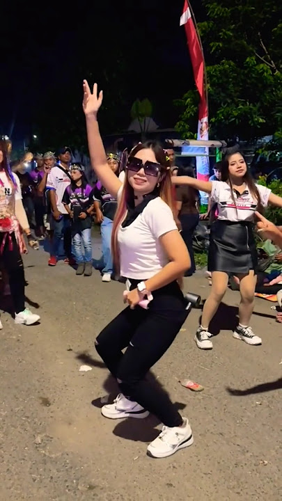 #cover #nikensalindrycampursari #remix #17agustus #coversong #automobile #karnavalparty #dance